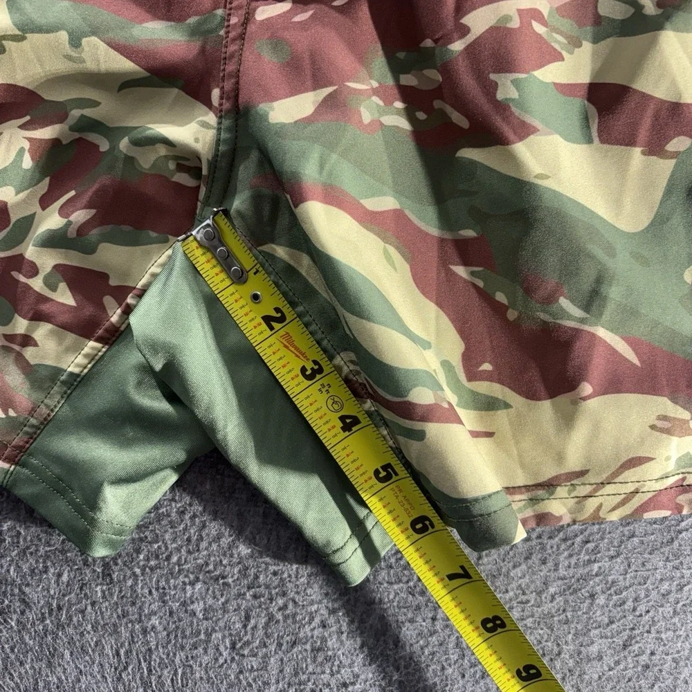 Tachuntfish Shorts Mens 2XL Green Camo Training Performance Running Outdoors